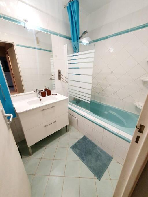 Appartement Avec 3 Chambres 80M2 Plein Sud Marignane Exterior foto
